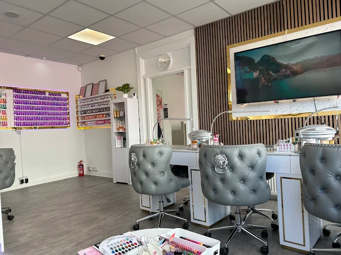 B1 Nails & Spa Plymouth