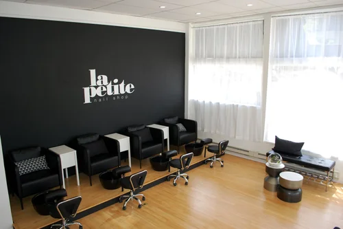 La Petite Nail Shop